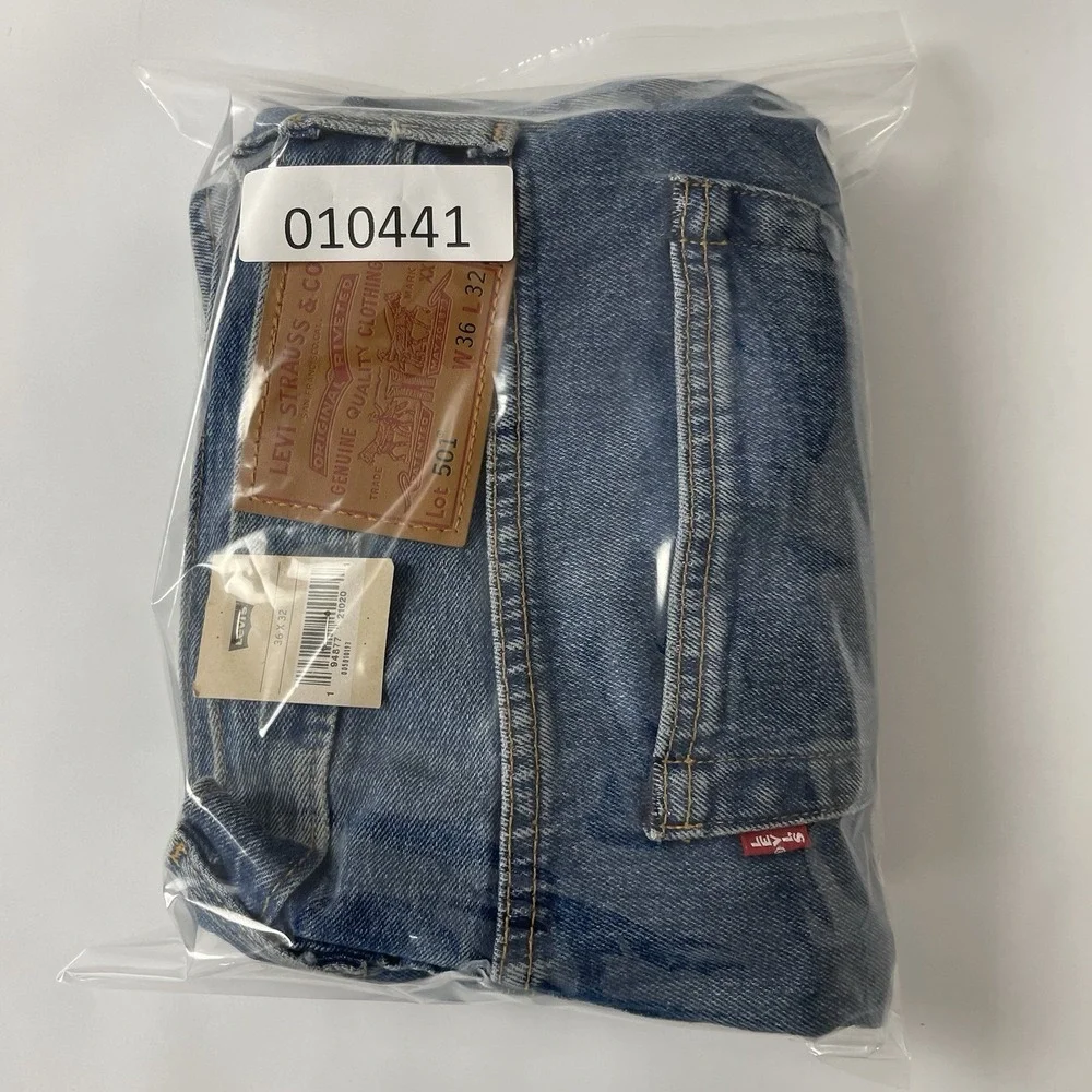 Levis 501 Jeans Mens 36x32 Blue Premium Original Button Fly Denim Grunge 90s